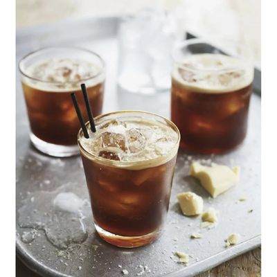 Crème de café blanc soluble dans l'eau froide avec 35% de matières grasses et 1 à 4% de protéines